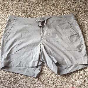 Grey Columbia hiking shorts